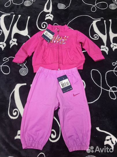 Костюм детский Nike 6-9 и 9-12 мес