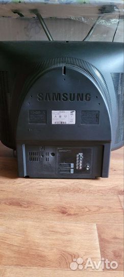 Телевизор samsung