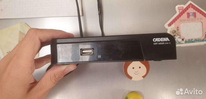 Цифровая тв приставка cadena cdt-16525 dvb-t2