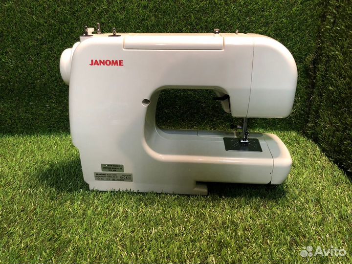 Швейная машина Janome 2039 (З)