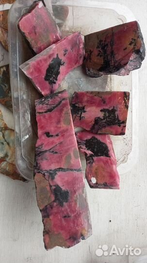 Орлец. Родонит