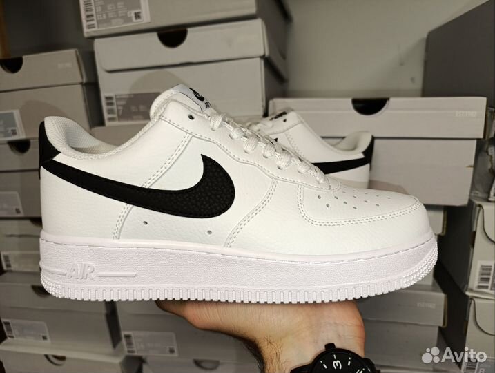 Nike Air Force 1