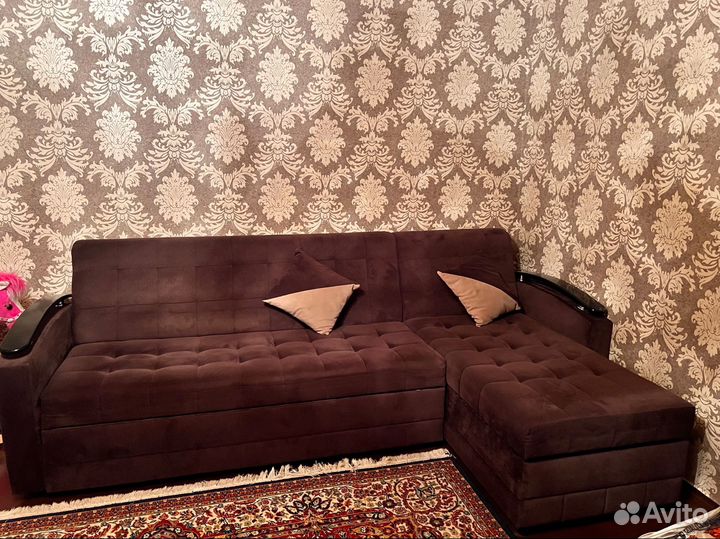 Угловой диван бу