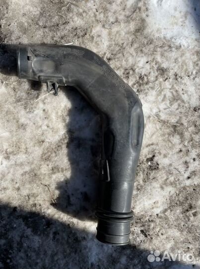 Впускной патрубок сузуки гранд Витара 2.7 xl7
