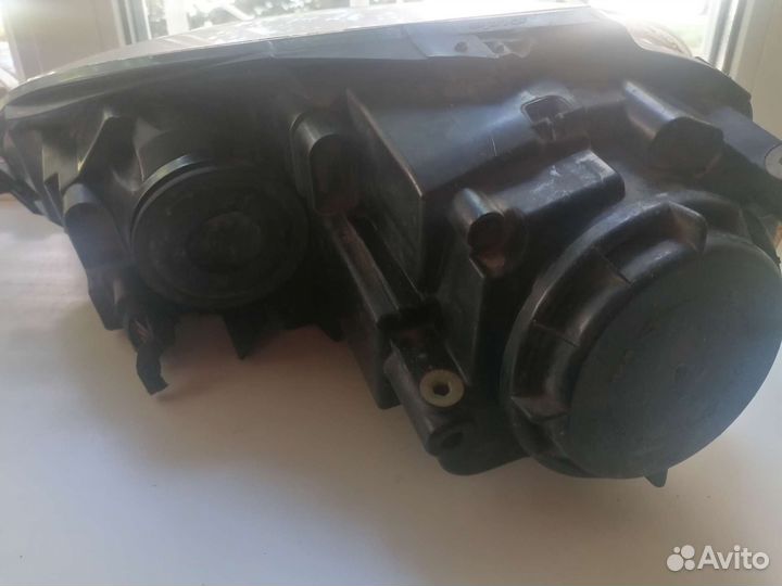 Фары Фольксваген Гольф 5