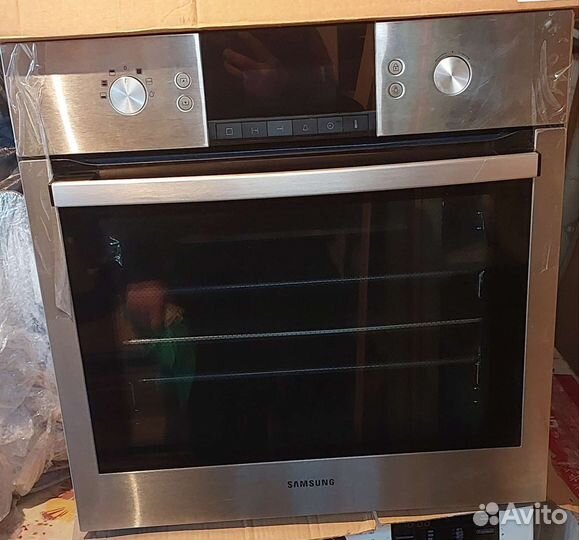 Духовой шкаф Samsung