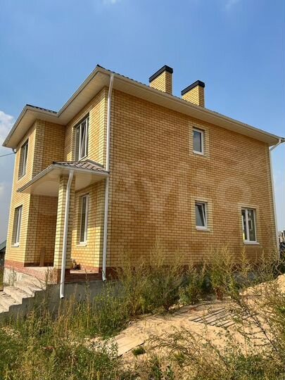 Коттедж 140 м² на участке 5 сот.