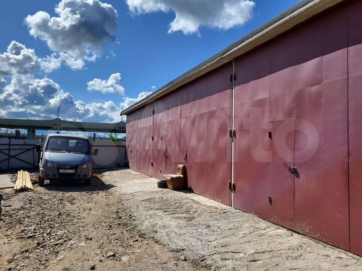 Гараж, > 30 м²