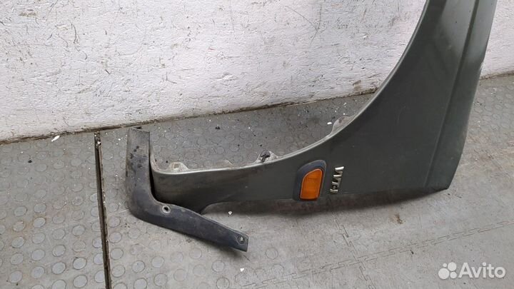 Крыло левое переднее Toyota Avensis 1, 2002