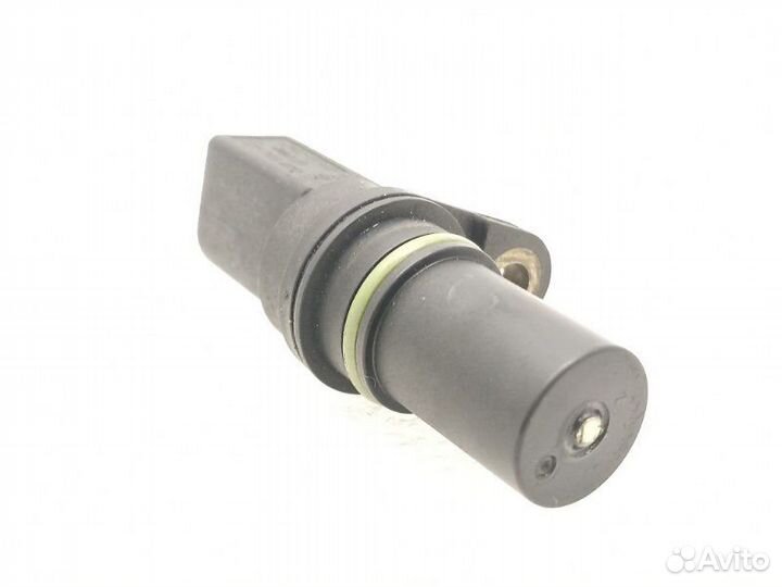 Датчик положения коленвала Audi A5 8T 2.0 cdnc