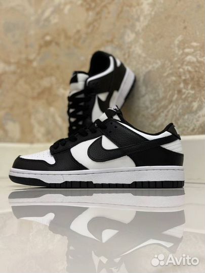 Nike sb dunk low panda