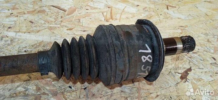 Полуось задняя правая Chrysler 300C 2007