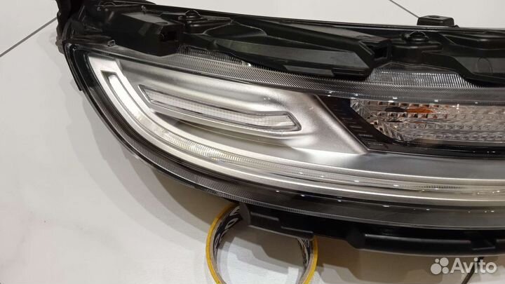 Фонарь фара правая Kia Soul 92208K0100