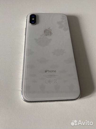 Телефон iPhone X