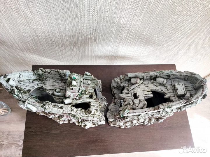Грот корабля для аквариума