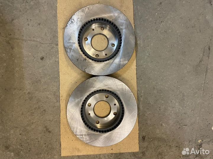 Комплект дисковых тормозных колодок