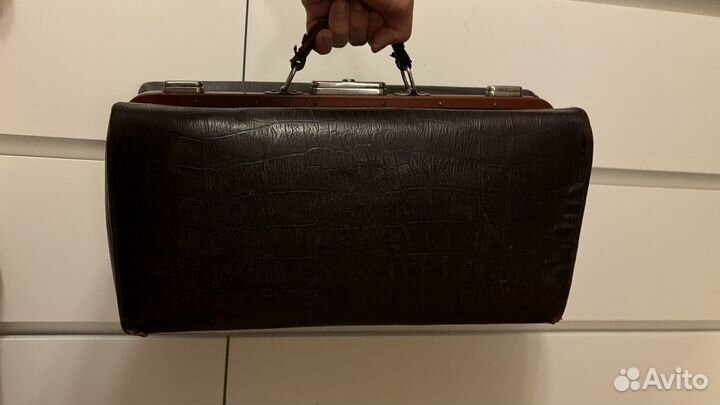 Винтажный саквояж