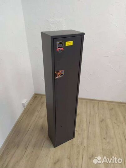 Оружейный сейф на 4 ствола