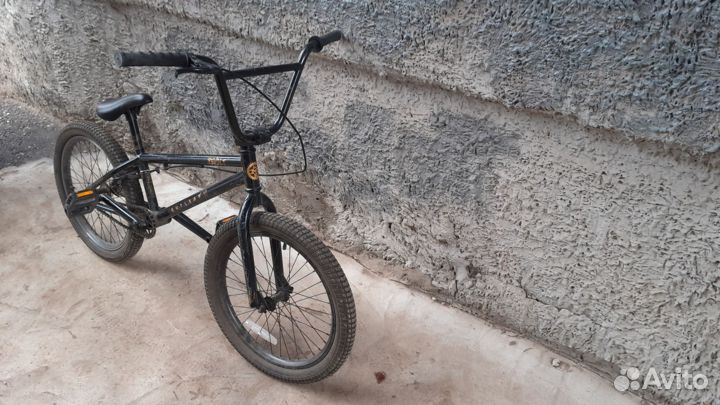 Трюковой велосипед bmx