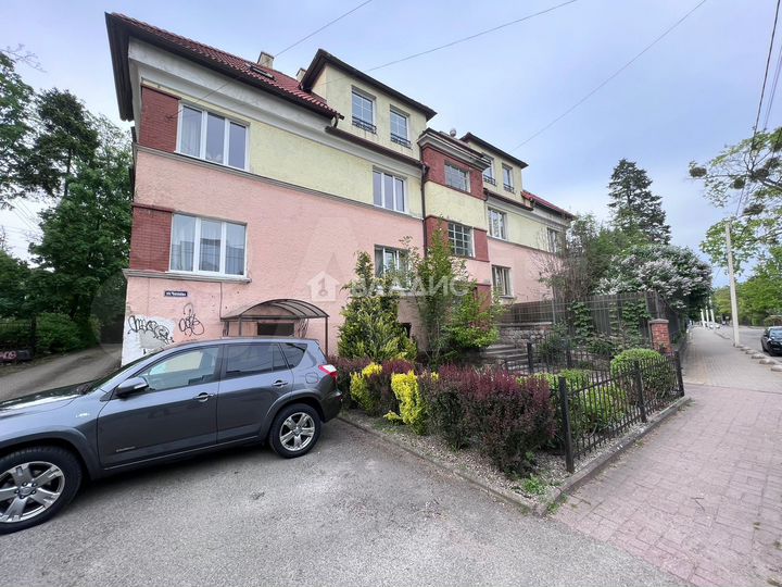 4-к. квартира, 98 м², 1/2 эт.