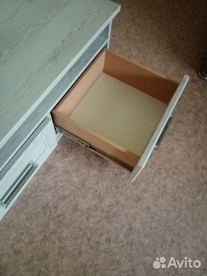 Тумба под телевизор