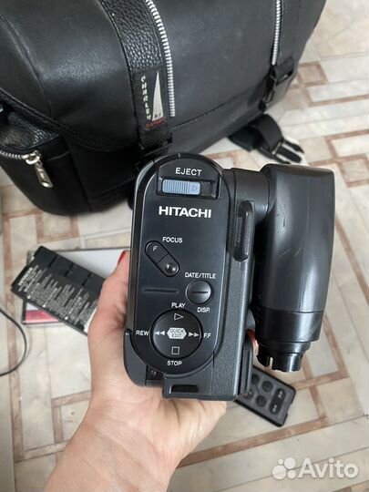 Видеокамера hitachi