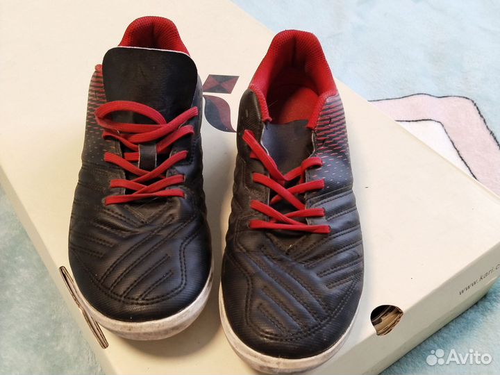 Футбольные бутсы