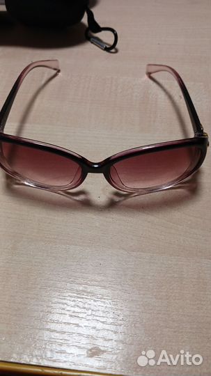 Солнечные очки женские