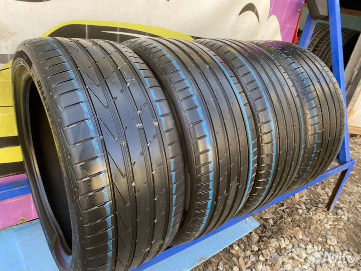Hankook Ventus S1 Evo 2 K117 225/45 R18 и 245/40 R18