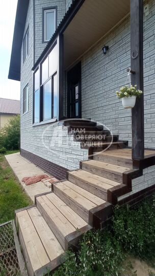 Дом 225,2 м² на участке 10 сот.