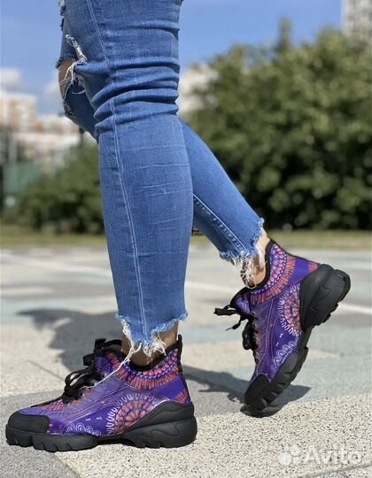 Кроссовки новые 36 (23см)