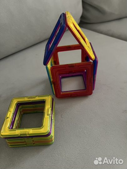 Магнитный конструктор, мемо и развивалка