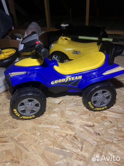 Детская машинка толокар