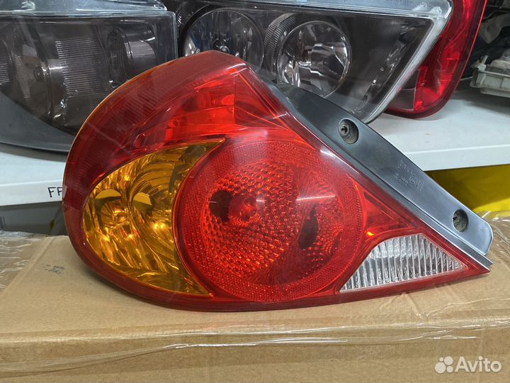 Задние фонари Киа Спектра