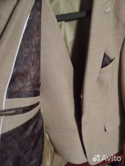 Костюм мужской