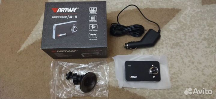Продам видеорегистратор Artway AV-110