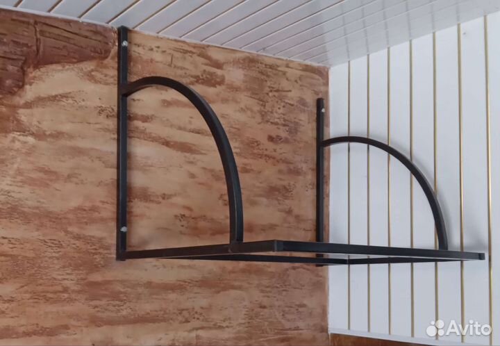 Полка для хранения колёс, шин