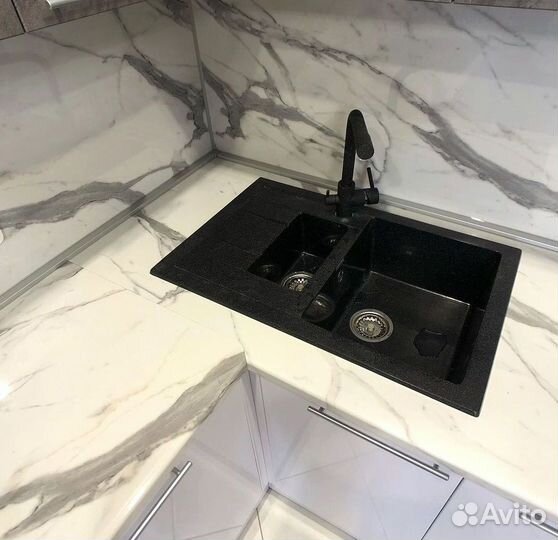 Кухня в стиле минимализм