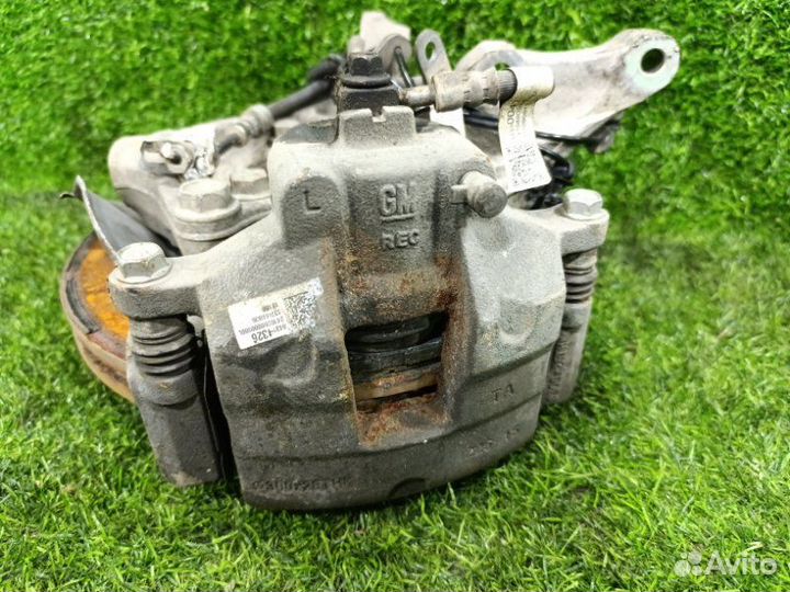 Ступица передняя левая Chevrolet Equinox GX2 LVL