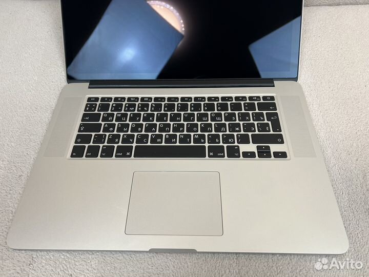 Apple MacBook Pro (Retina, 15-inch, Mid 2015) 16GB