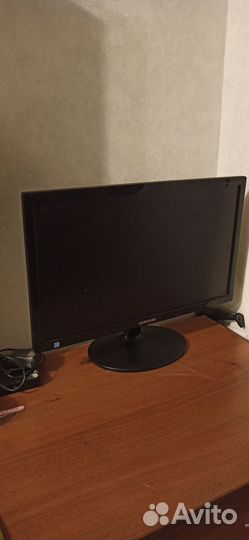 Монитор Samsung SyncMaster S20B300B