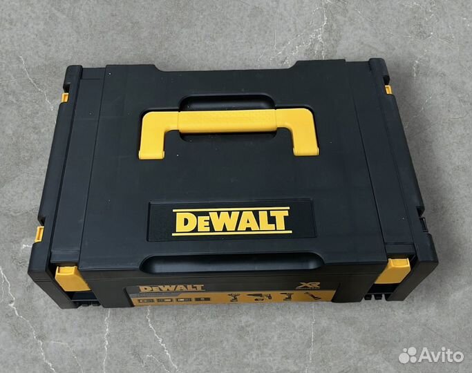 Аккумуляторный набор DeWalt 4в1/ 18вт