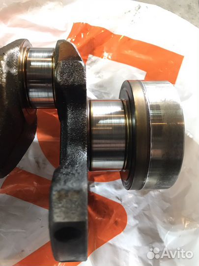 Коленчатый вал lancer 9