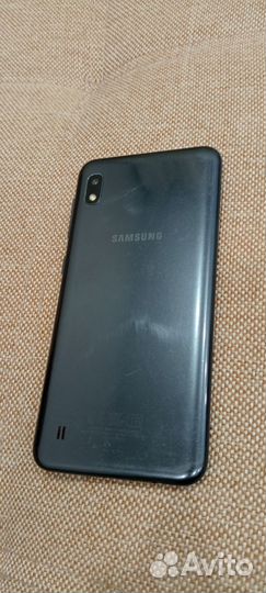 Samsung Galaxy A10, 4/32 ГБ