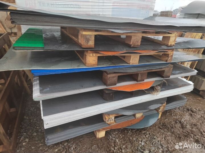 Профнастил для ограждений и крыши