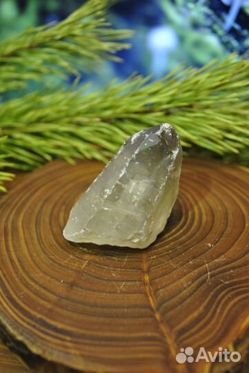 Кварц дымчатый, морион, горный хрусталь