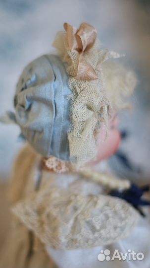 Шелковое платье и шляпка для антикварной куклы