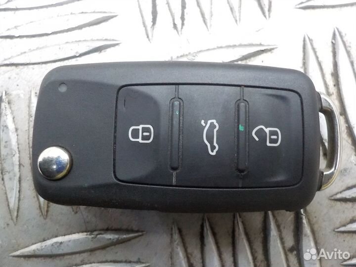 Замок зажигания на Volkswagen Polo (Sed RUS)