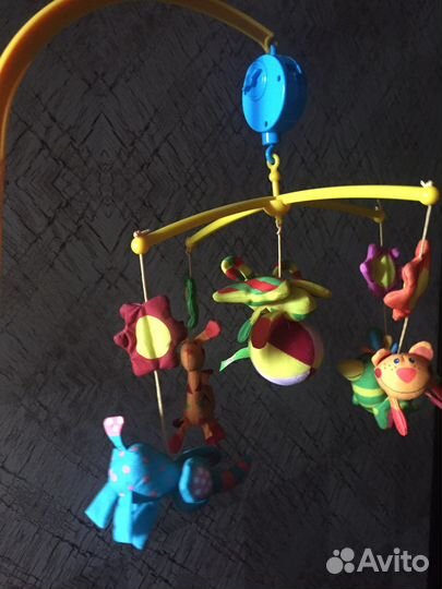 Мобиль музыкальный на детскую кроватку