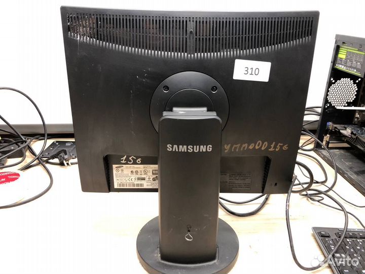 Монитор Samsung syncmaster 943n